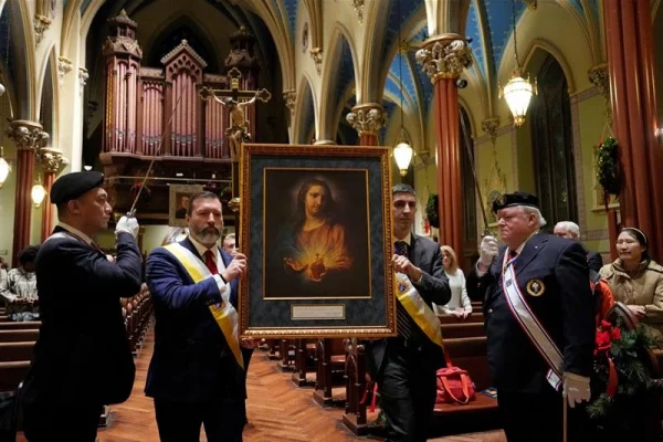 Knights of Columbus launch new Pilgrim Icon Program honoring the Sacred Heart of Jesus — By: Catholic News Agency