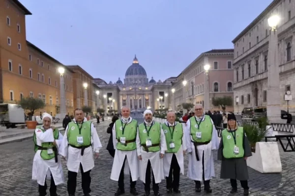 Reimagined Templar Knights provide assistance to 2025 Jubilee pilgrims — By: Catholic News Agency