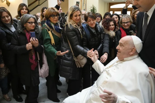 Pope Francis praises midwives, OB-GYNs who welcome babies with ‘humanity’ — By: Catholic News Agency