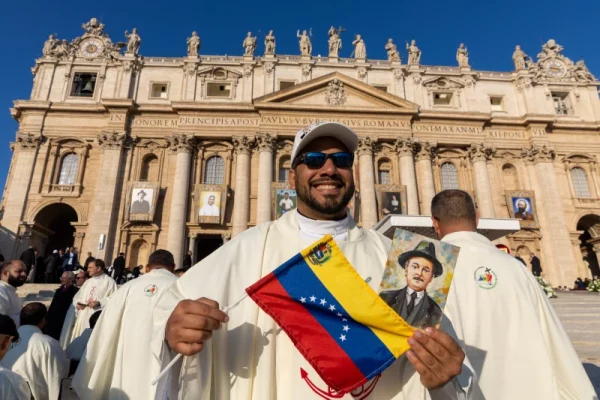 Pope Leo XIV canonizes 7 new saints, including first from Venezuela and Papua New Guinea — By: Catholic News Agency