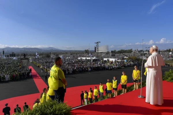 Worldwide Catholic population up, vocations down — By: Catholic News Agency